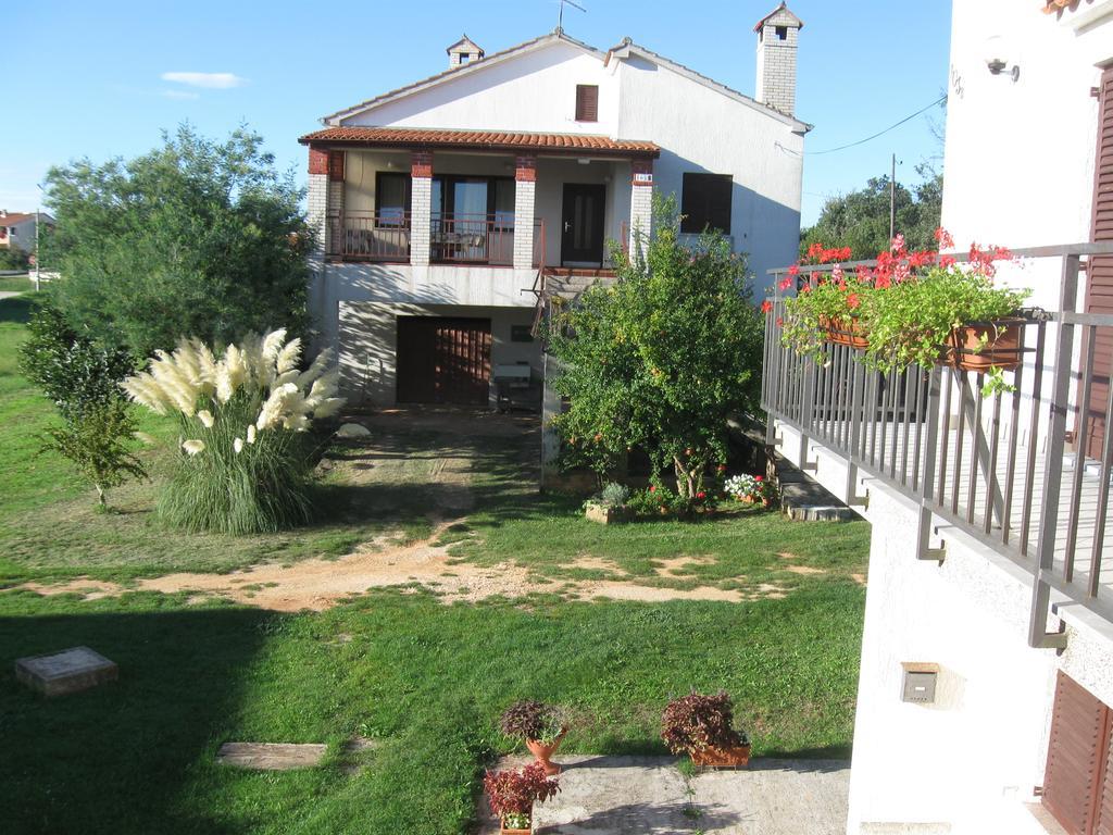 Ane Apartment Loborika Dış mekan fotoğraf